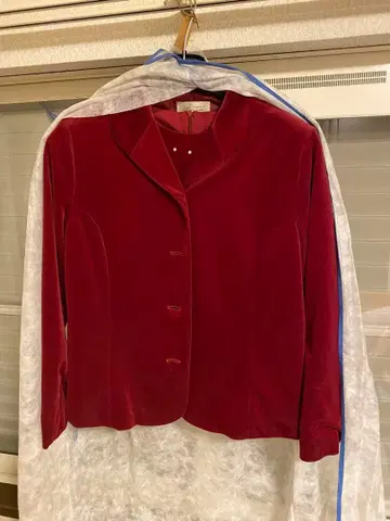 Tokyo Blouse 와인 레드 자켓