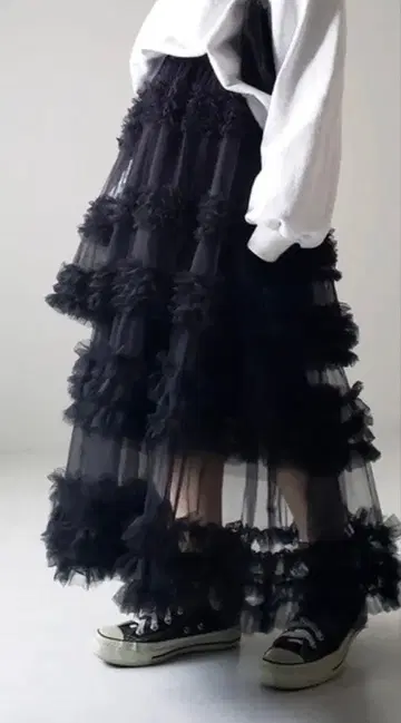 시어 프릴 레이어드 볼륨 샤샤 스커트