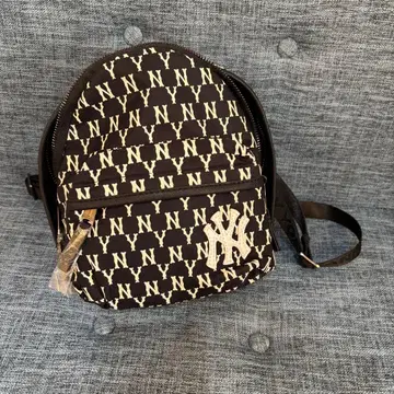 MLB NY 로고 프린트 백팩