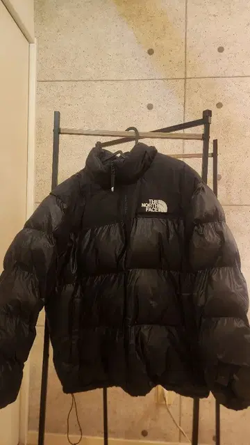 THE NORTH FACE 블랙 다운 자켓 onball