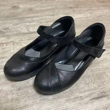 DIANA WELL FIT 통굽 22.5 블랙