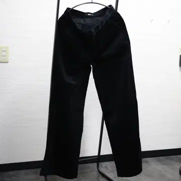 [24시간 이내 발송] UNIQLO C 코듀로이 블랙 슬랙스