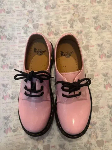 Dr. Martens 닥터마틴 에나멜 핑크