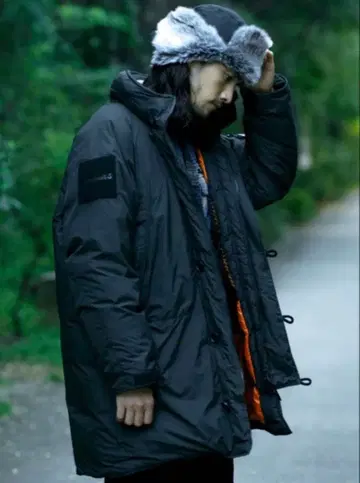 AVIREX x WILD THINGS 몬스터 후드티 S