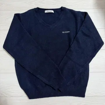 GIUNON 롱 슬리브 V넥 니트 네이비