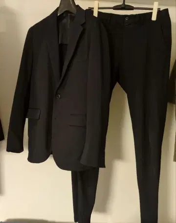 네이비 자켓과 팬츠 셋업 사이즈 L