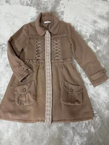 axes femme 브라운 후드 부착 롱 코트