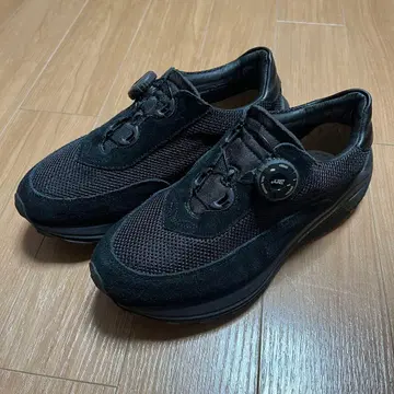 PLAYGROUND NEW DAWN 블랙 38 pg