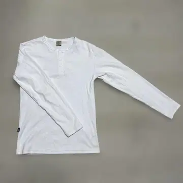 AVIREX 헨리넥 롱티