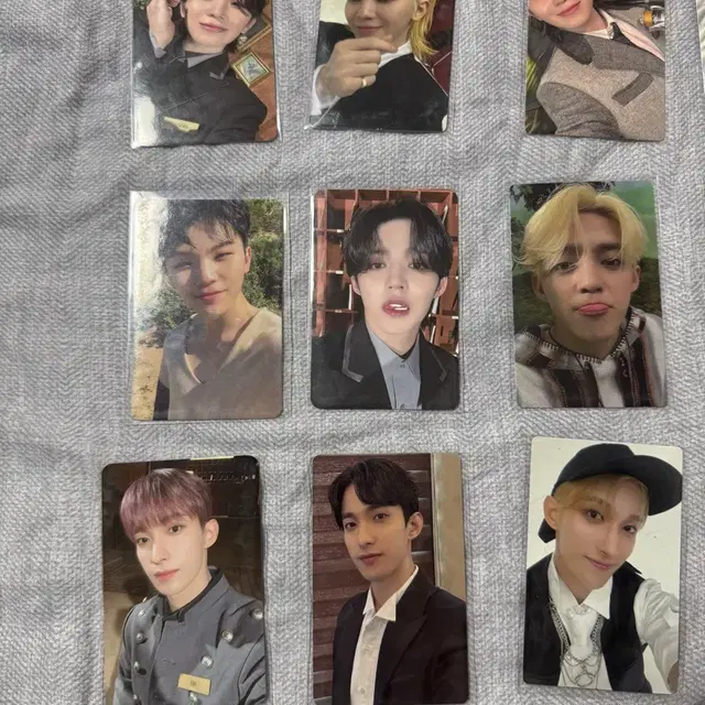 세븐틴 포카 팔아요 +앨범도 있어요