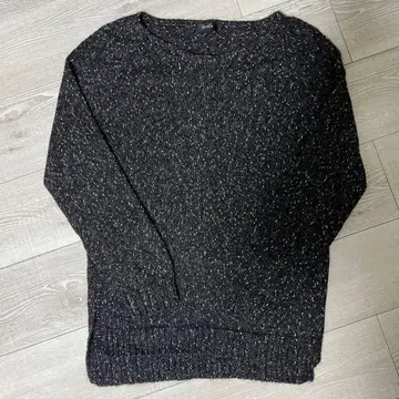 BOSCH 블랙 니트 스웨터 긴팔