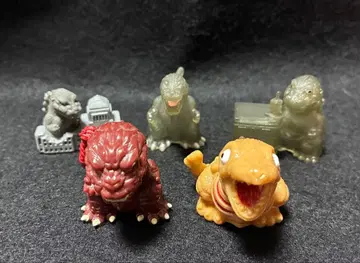 고질라 등 손가락 인형 및 피규어 묶음 판매