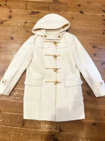 무인양품 화이트 더플 코트 후드 부착