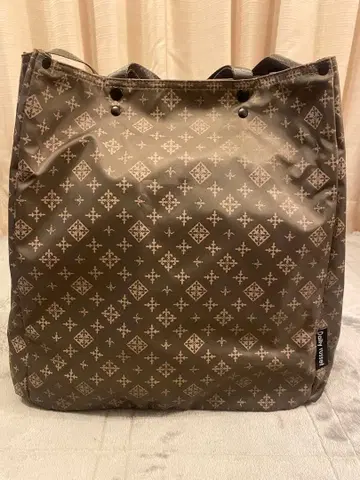 데일리 러셋 브라운 계열 무늬 토트백