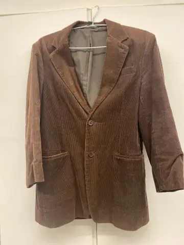 DKNY 코듀로이 코트