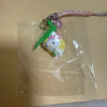 꿀과 클로버 키티 뿌리 스트랩