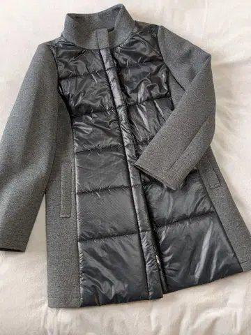 Wacoal 그레이 다운 자켓풍 코트