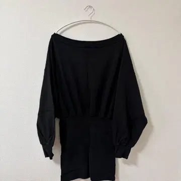 GYDA 제이 도킹 오프숄더 맨투맨 원피스