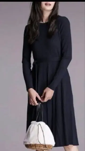 나노 유니버스 네이비 긴팔 니트 원피스 허리 리본 포함