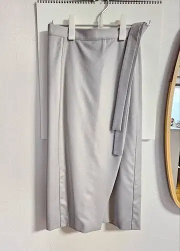 [ 미사용 ] 12만 파비아나 필리피 38(S) 스커트 볼 체인