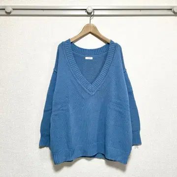 [ 새상품급 ] LOWRYS FARM(로리즈팜) 후카 V넥 니트 루즈핏