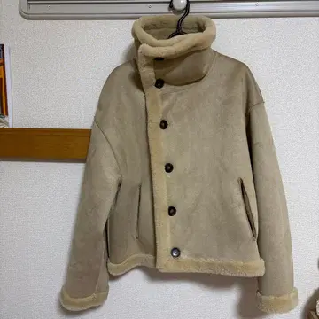 리버서블 하이넥 롱 슬리브 자켓