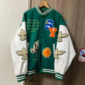 자수 디자인 바시티 자켓 그린/화이트