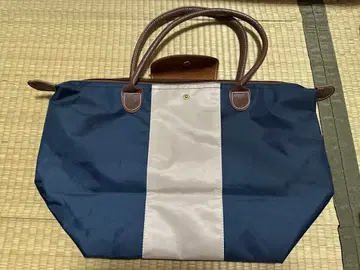 미사용 토트백 네이비와 옅은 핑크 스트라이프