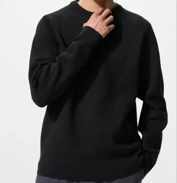 유니클로 워셔블 밀라노 리브 크루넥 스웨터