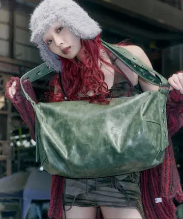 DTYYPE 로고 빈티지풍 보스턴 백