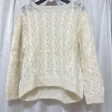 아이보리 레이스 니트 긴팔 스웨터