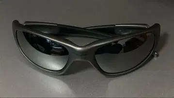 oakley straight jacket