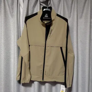 베이지 나일론 자켓