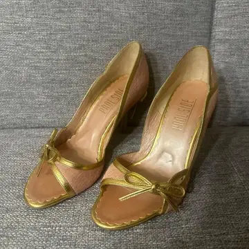 핑크 오픈토 펌프스 리본 포함