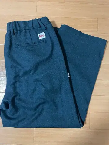 Keboz 슬랙스 다크 그린