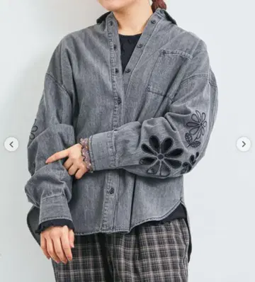 사만사 모스모스 SM2 파임 플라워 자수 셔츠