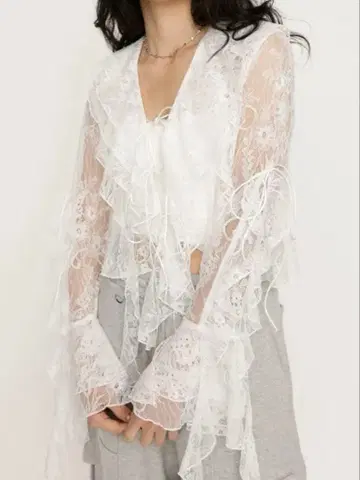 SLY 프론트 리본 레이스 블라우스