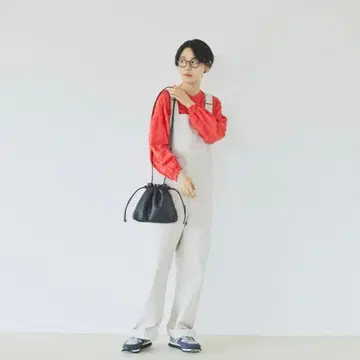 분류가 잘 되는 가죽 복조리 미니백 북유럽 생활 잡화점