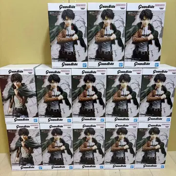 진격의 거인 피규어 리바이 엘렌 묶음 판매