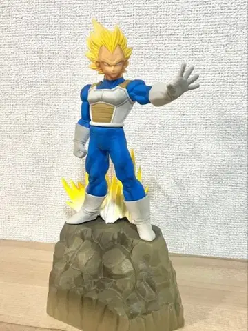 드래곤볼 베지터 피규어