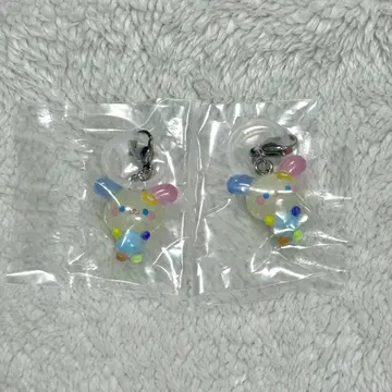 산리오 캐릭터즈 윳토 메지루시 액세서리 우사하나