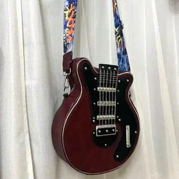 일렉트릭 기타형 숄더백 펑크