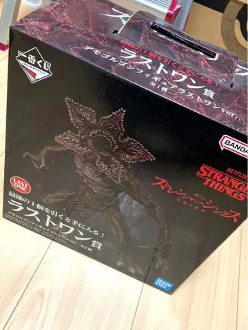 제일복권 기묘한 이야기 라스트 원상 데모고르곤 피규어