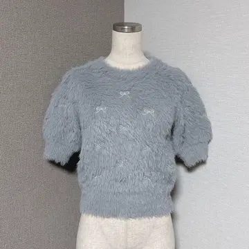 어스 뮤직 앤 이콜로지 샤기 니트 리본 자수 그레이