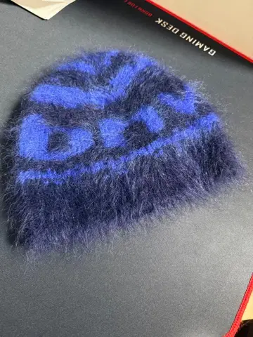 미스비헤이브 비니