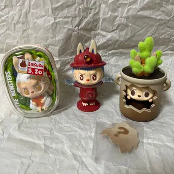 플라워 포트 피규어 와키마트 사라다 LABUBU