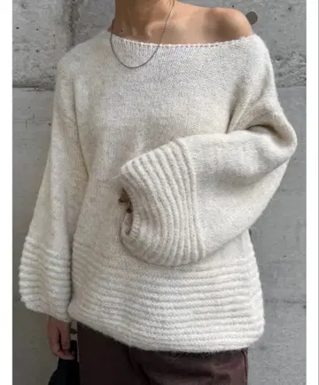 eongul 보트넥 디자인 니트