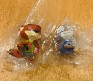 주토피아 어깨 쿵 Fig 닉 주디