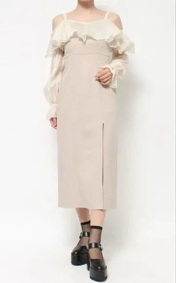 EATME 프릴 오프숄더 원피스