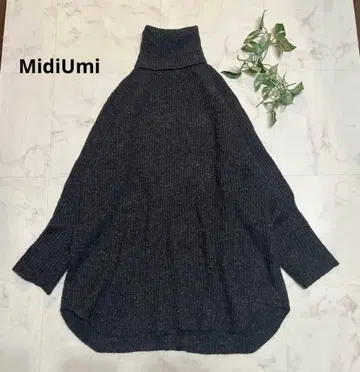 새상품급 MidiUmi 하이넥 리브 니트 울 린넨 알파카 차콜 그레이